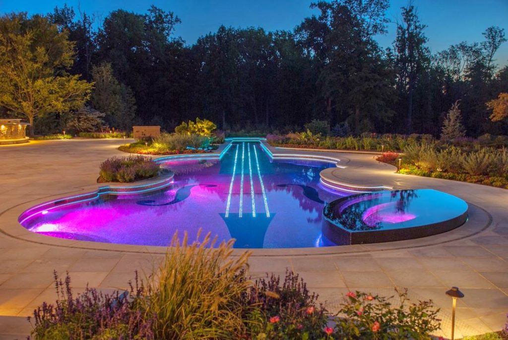 Attractive-Swimming-Pool-Lights-Underwater-for-Small-Swimming-Pool-Design-Ideas
